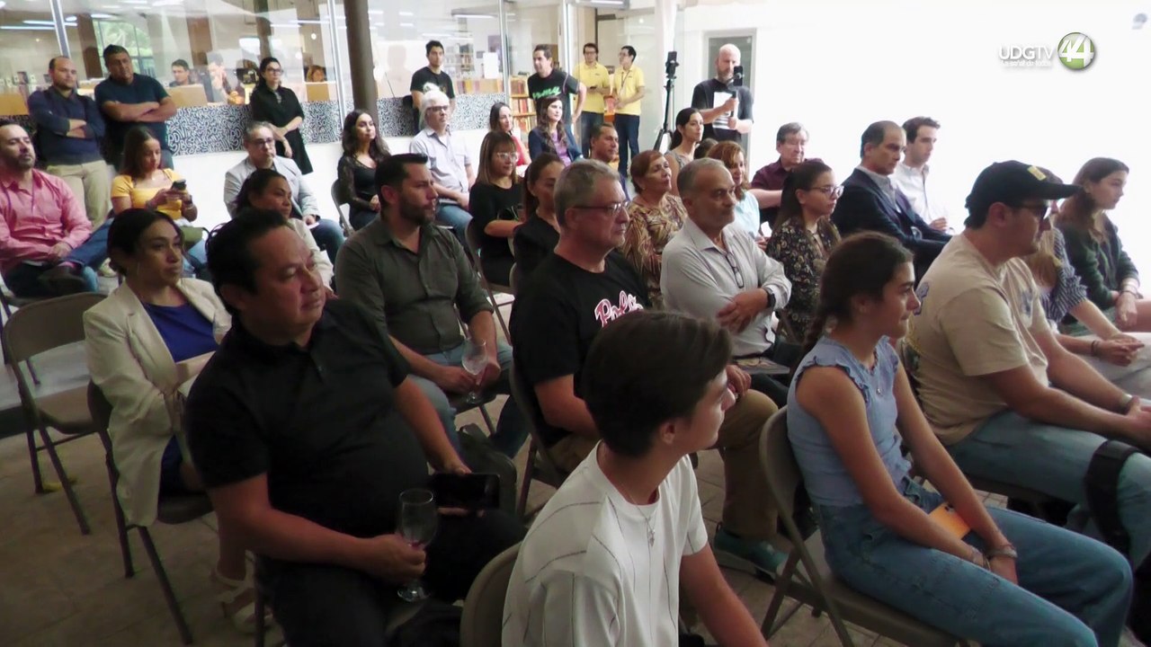 El artista plástico “Maltaraña” presenta su nuevo libro “Emprender como un artista”