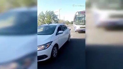 Accidente en rotonda de Limache: caos vehicular y una persona lesionada