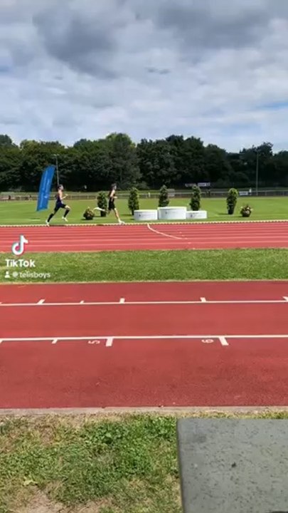 Running Competition Vibes