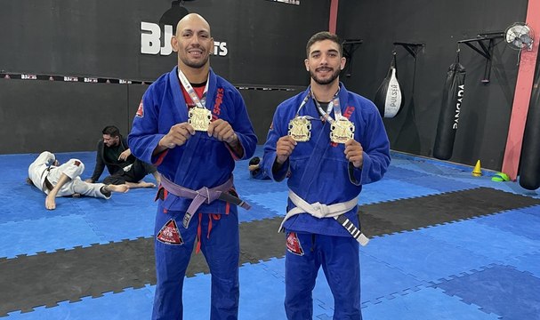 Atletas de Cajazeiras conquistam medalhas de ouro em torneio mundial de jiu-jítsu em Fortaleza