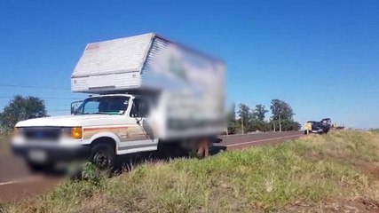 Colisão entre Santana e caminhão é registrada na BR-467, em Cascavel