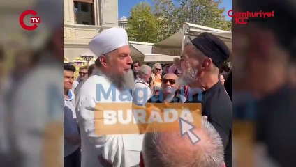 Tarikata giren iki eski manken Ahu Tuğba'nın cenazesinde karşılaştı