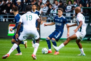 Ligue 2 : Le Paris FC prend la tête en battant le Red Star