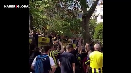 Fenerbahçe taraftarından Ali Koç istifa yürüyüşü: "Ali Koç Başkan, Fenerbahçe perişan!"