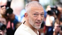 GALA VIDEO - PHOTO - Vincent Cassel : sa belle attention pour Monica Bellucci, la mère de ses deux premières filles