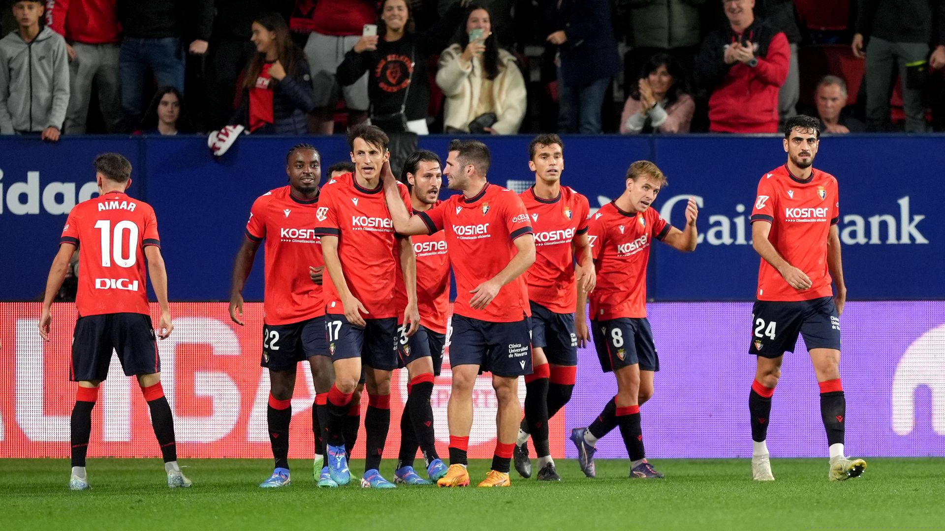 Osasuna v Barcelona