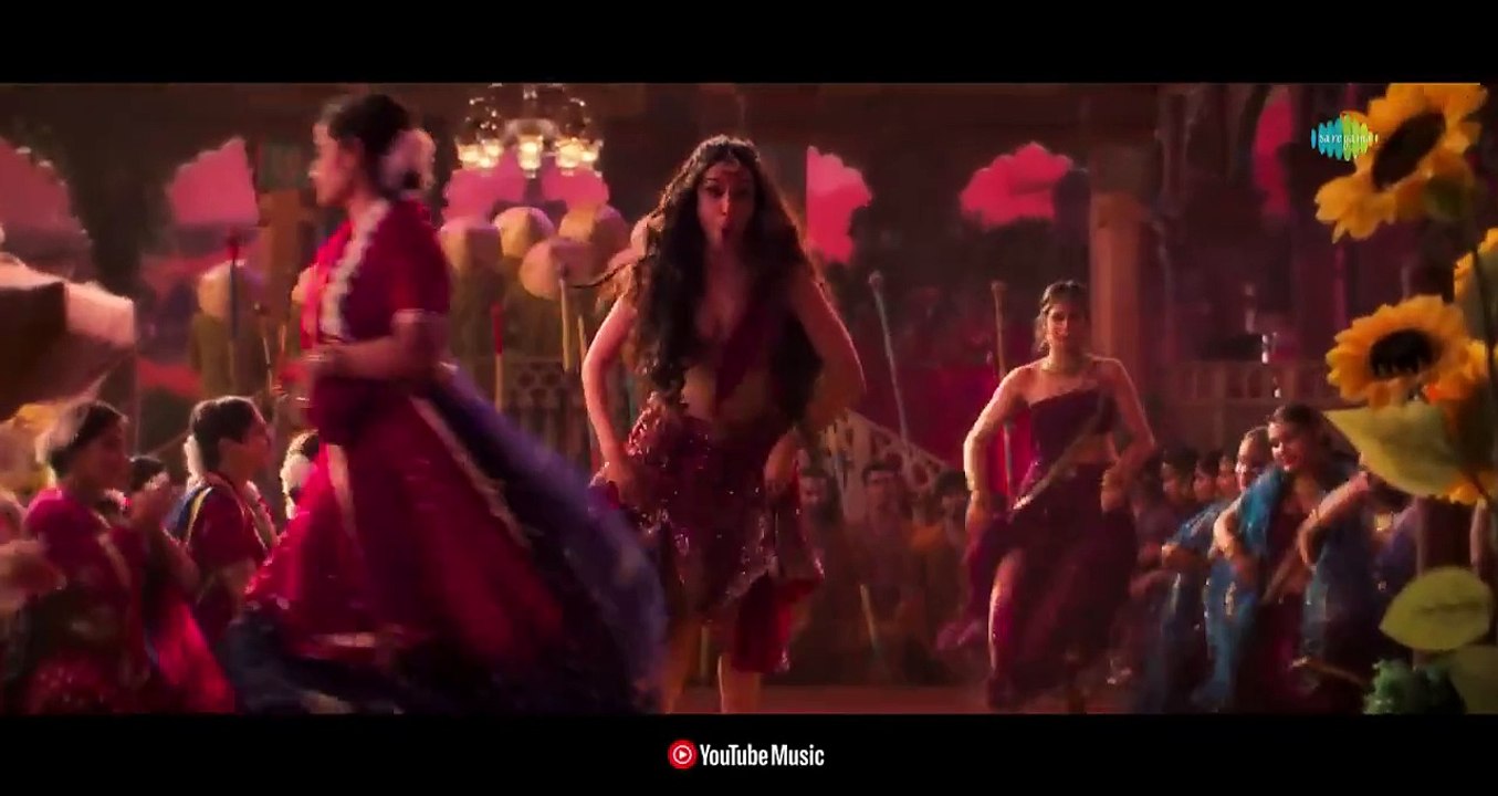 Aayi Nai -Stree 2 | Shraddha Kapoor | Rajkummar Rao | Sachin-Jigar | Pawan Singh | Simran | Divya | Amitabh