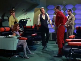 Tierra de Gigantes, 01x12, La Jaula de Oro