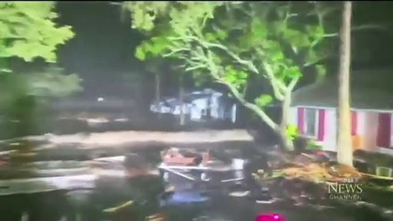 Hurricane Helene hits Florida as one of the most powerful storms to strike the U.S(480P)