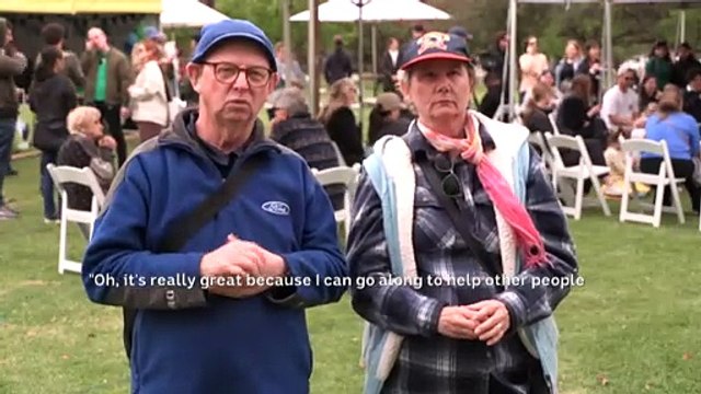 Social group gives deaf people and those who want to learn Auslan safe space to connect