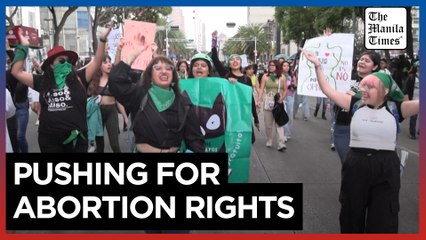 Women protest in Mexico City in defense of abortion rights