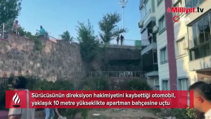 Yoldan çıkan otomobil apartman bahçesine uçtu