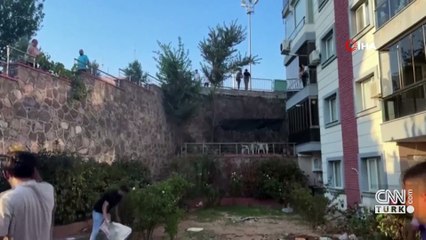 Yoldan çıkan otomobil apartman bahçesine uçtu | Video Haber