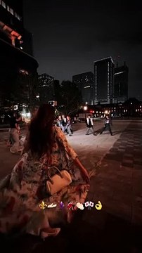 Aaj ki Raat Maza husn ka aankhon se lijiye