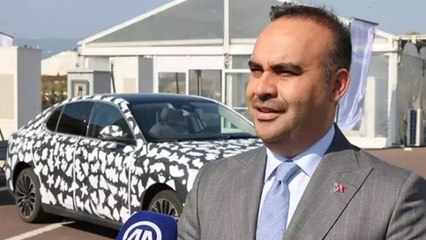 Bakan Kacır, Togg’un yeni modeli T10F’yi test etti