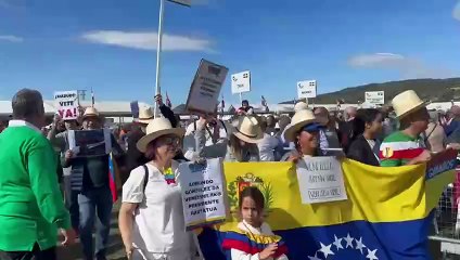 La organización del PNV en Venezuela desfilando en el Alderdi Eguna