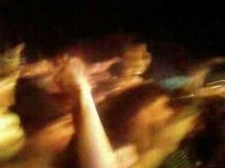 Blood Red Shoes Live