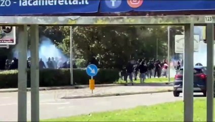 Arezzo-Ternana, scontri tra tifosi