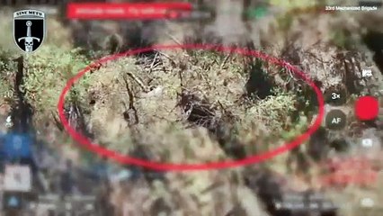 Rusya, Ukrayna'ya teslim olmaya çalışan askerlerini bombaladı! O anlar anbean kaydedildi