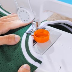 DIY a cool backpack out of an old Jersey shirt 