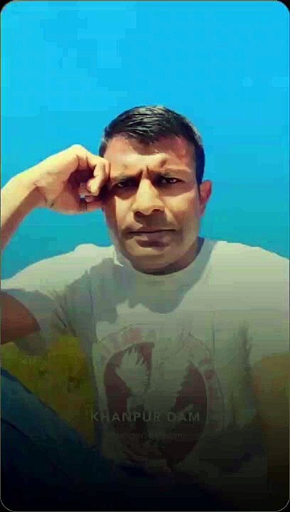 Kisi ko bar bar samjhane se acha hai ki