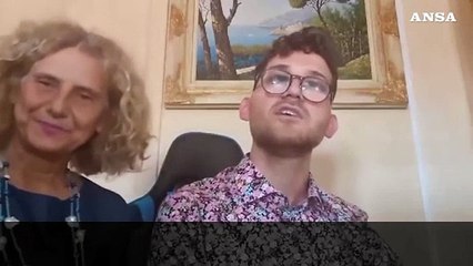 Autismo, il cantante MagoS e la mamma: "Diversi ma uguali"