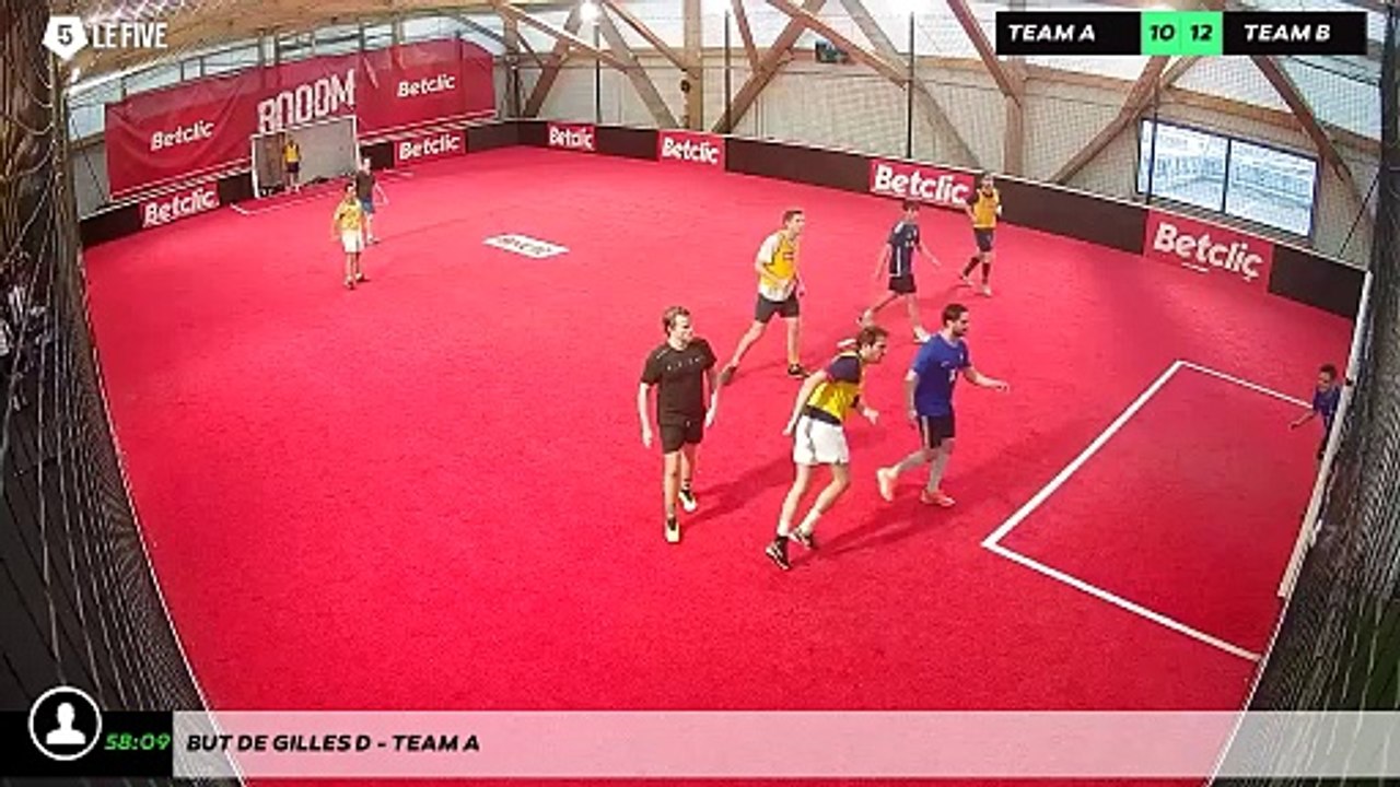 But de Gilles D - Team A