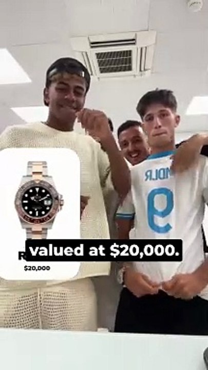 How much does Lamine Yamal s watch cost.