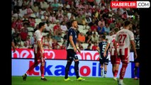 Kanarya yara sardı! Fenerbahçe, Antalyaspor'u 2-0 yendi