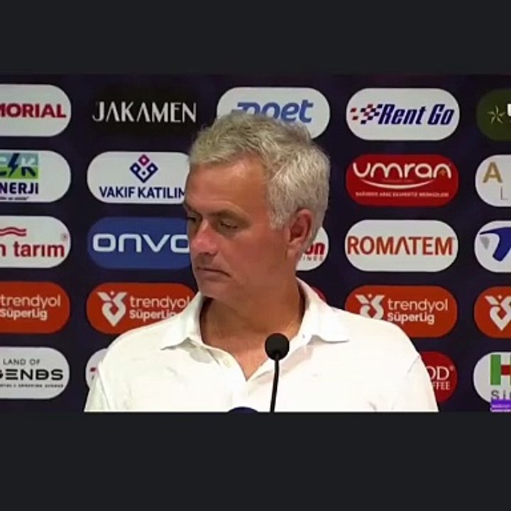 Mourinho'dan Serhat Akın mesajı: Umarım iyidir, demek ki atışı yapan iyi değilmiş