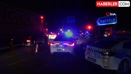 Askeri Araç ile Otomobil Çarpıştı: 7 Yaralı