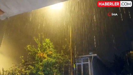 Tekirdağ'da Şiddetli Yağış Hayatı Felç Etti