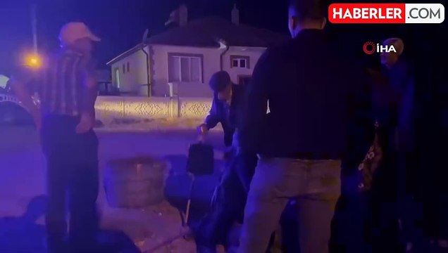 Cinnet Getiren Adam Karısını ve Oğlunu Vurdu, Sonra İntihar Etti