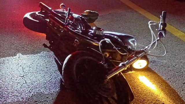 승용차 추돌한 오토바이 운전자 숨져 / YTN