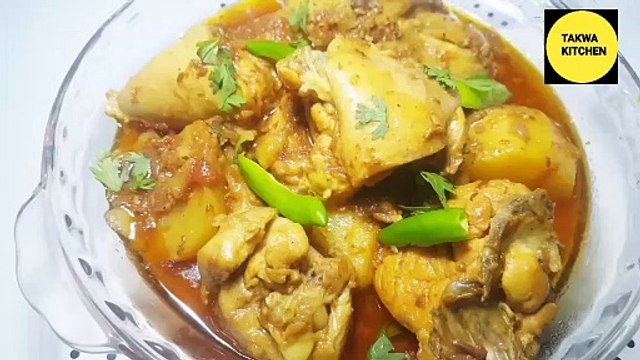 Aloo Chicken recipe/potato chicken curry /TAKWA KITCHEN