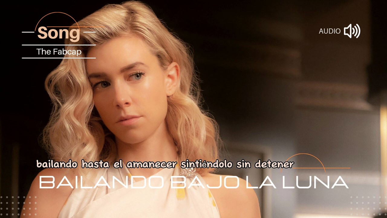 BAILANDO BAJA LA LUNA - SPANISH SONG - Audio Lyrical