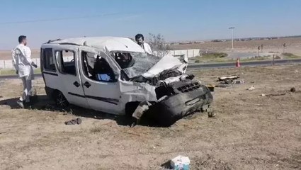 Konya’da hafif ticari araç, seyir halindeyken TIR'a arkadan çarptı: 2 ölü, 3 yaralı