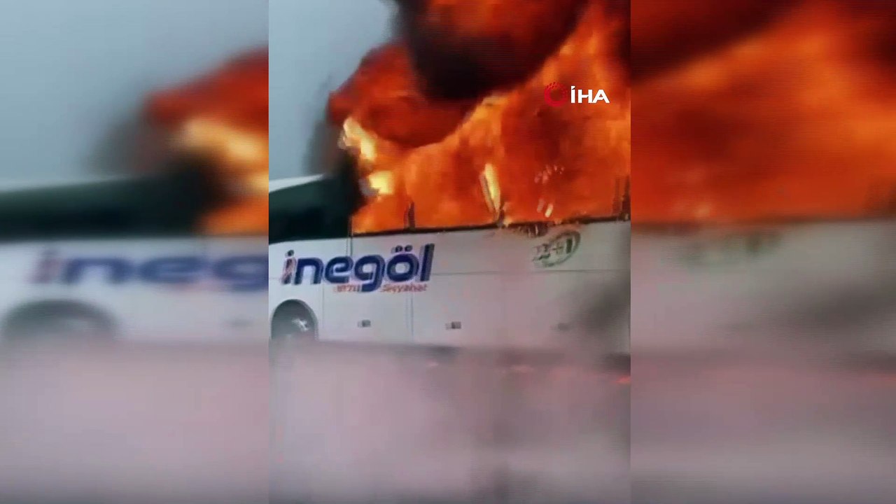 İnegöl Seyahat Otobüsü Ümitalan Mevkiinde Yandı: Yolcular Güvenle Tahliye Edildi