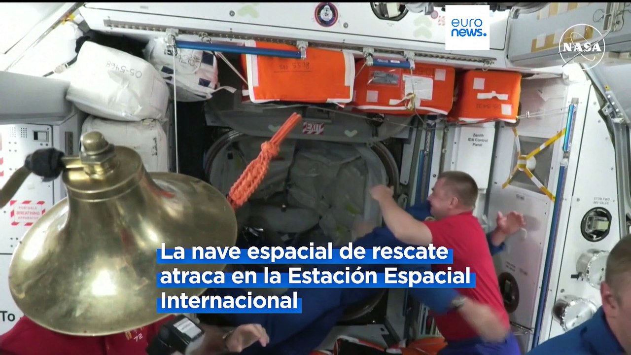 Llega la cápsula de rescate que devolverá a la...