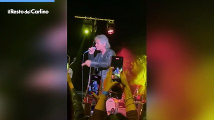 Ligabue: il video del concerto in autogrill