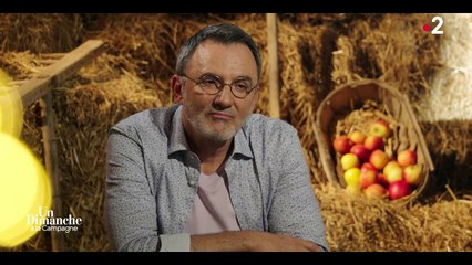 Jean-Pierre Foucault se confie sur l'assassinat de son père dans "Un dimanche à la campagne"
