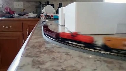 SaveTube.io-My new Kato ES44AC Gevo mixed freight starter set