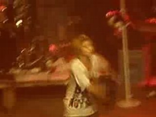 Bond Miku, Concert la Loco