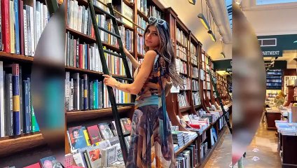 Mia Khalifa Model Instagram Star TikTok Star Social Media Star Fashion Influencer AV Actress