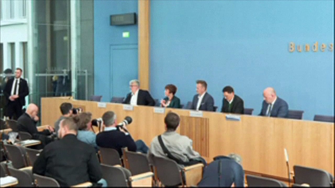 Lauterbach: digitale patientenakte verhindert tausende todesfälle