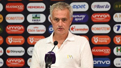 Mourinho erklärt Laptop-Aktion: "Möchte einen VAR, der dem Schiedsrichter hilft"