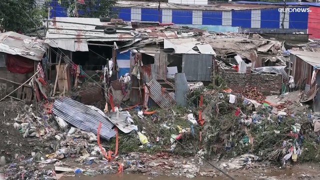 بعد الفيضانات المدمرة.. ارتفاع حصيلة الضحايا في نيبال إلى 193 شخصًا