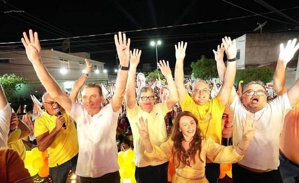 Em resposta a Júnior Araújo, governador avisa em Cajazeiras: “Meu mandato vai até 31 do 12 de 2026”