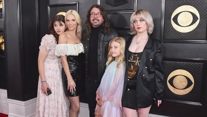 A Woman Claimed To Be The Mother Of Dave Grohl’s Baby A Day Before His Announcement. What’s Going On, And How Kate Hudson Is Reportedly Supporting His Wife In The Aftermath