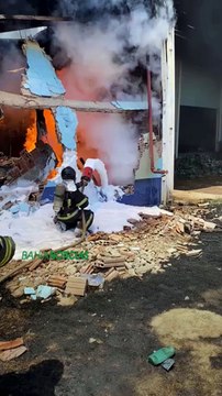 Corpo de homem é resgatado após incêndio em fábrica de produtos de limpeza no Oeste baiano